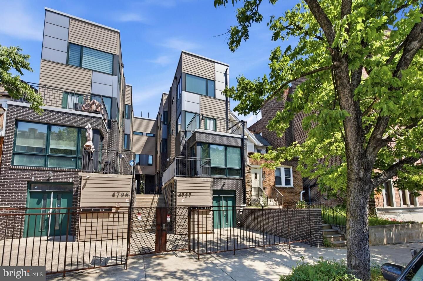 Property Photo:  4727 Walnut Street 2  PA 19139 