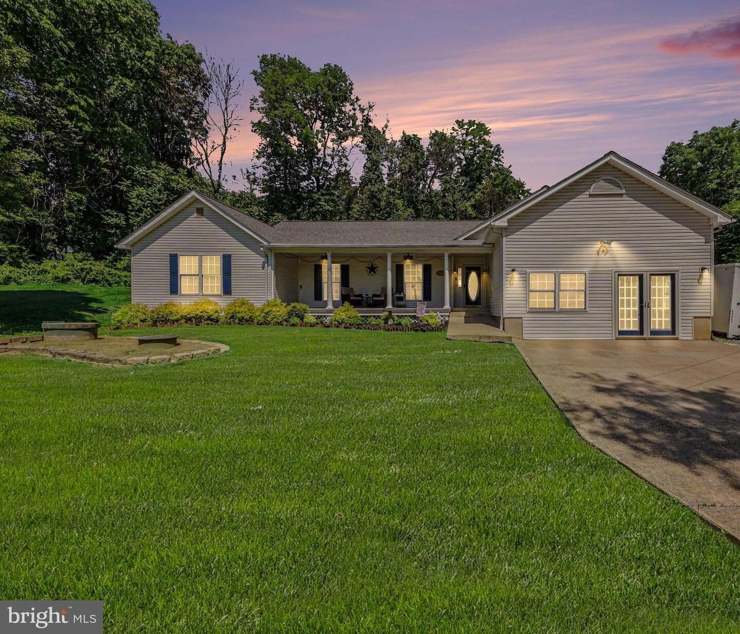 Property Photo:  7462 Keith Road  VA 20186 