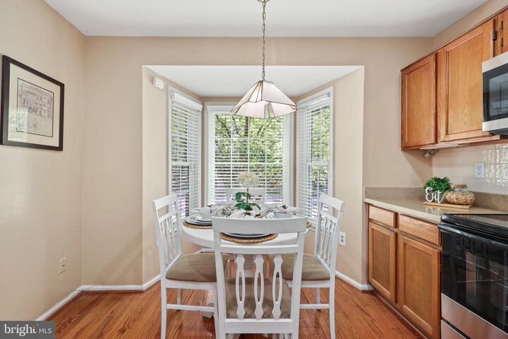 Property Photo: 3304 Shearwater Court VA 22192