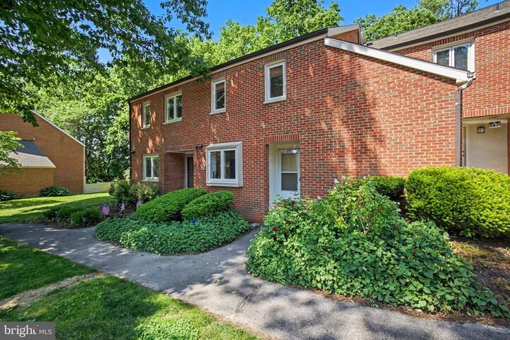 Property Photo: 25 Beechtree Lane PA 17554