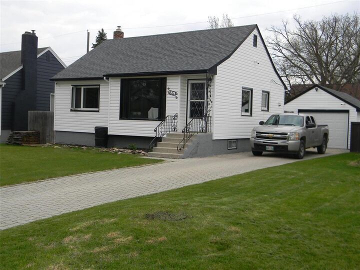 Property Photo:  361 Sackville Street  MB R3J 1Z9 