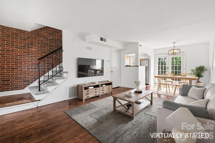 Property Photo:  4329 Hathaway Street B  NC 28211 