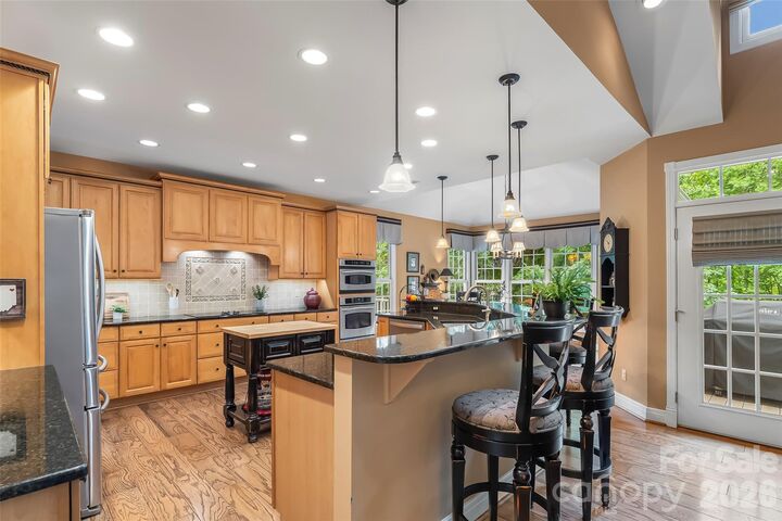 Property Photo:  483 Cross Creek Drive 26  NC 28752 