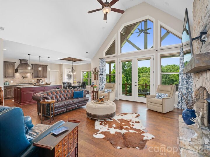 Property Photo:  58 Sunny Morning Court  NC 28792 