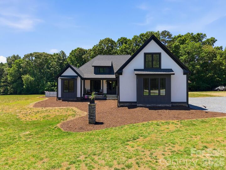 Property Photo: 8815 Bringle Ferry Road NC 28146