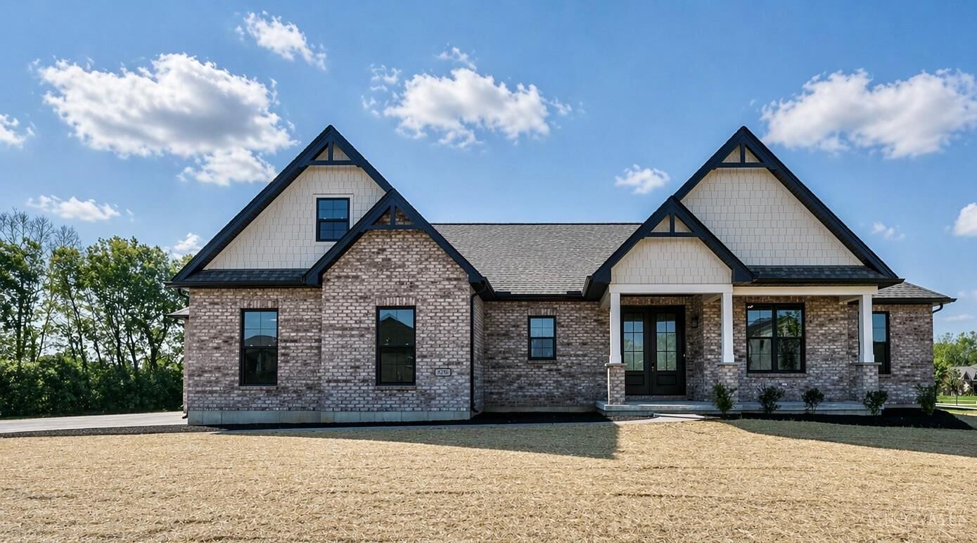 Property Photo: 2795 Venice Crossing Drive OH 45013