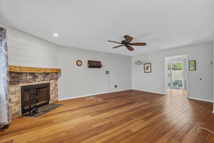 Property Photo: 5385 Shannon Lane OH 43235