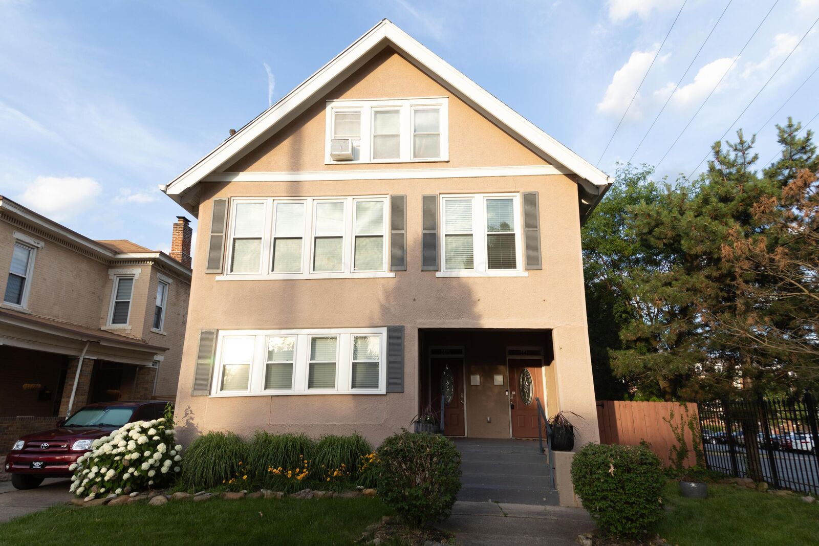 Property Photo: 44 N 22nd Street OH 43203