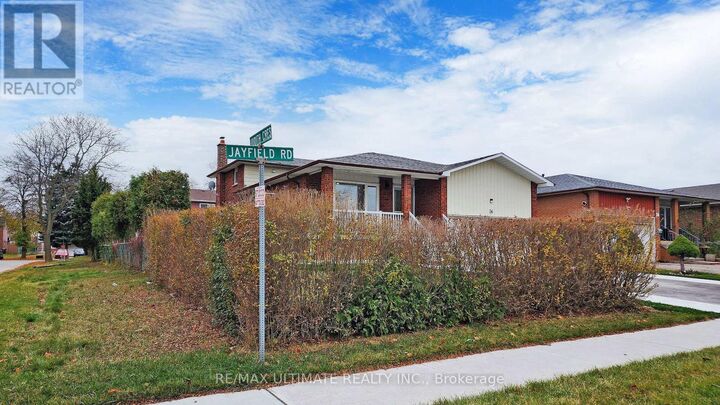 Property Photo:  36 Jayfield Road Upper  ON L6S 3G7 