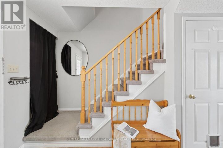 Property Photo: 95 Vail Meadows Crescent ON L1C 4T3