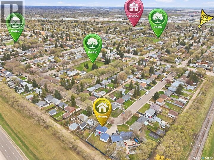 Property Photo: 2922 21st Street W SK S7M 0W5