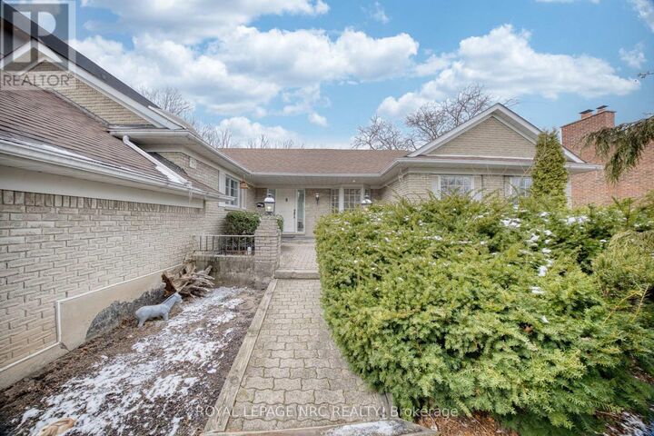 Property Photo:  61 Tremont Drive  ON L2T 3Y9 