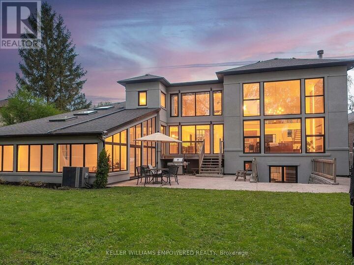 Property Photo:  49 Fergus Avenue  ON L4E 3C2 