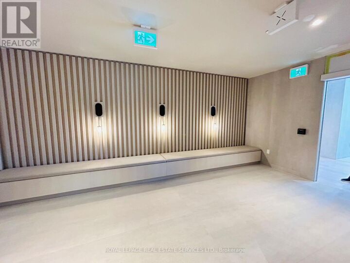 Property Photo:  55 Cooper Street 2907  ON M5E 0G1 