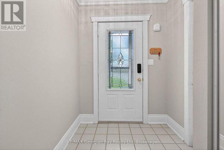 Property Photo:  696 King Street 63  ON L4R 5B6 