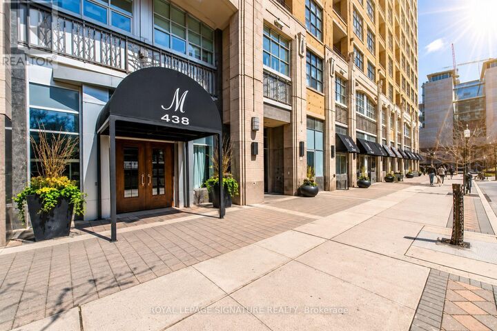 Property Photo: 438 Richmond Street West 907 ON M5V 3S6