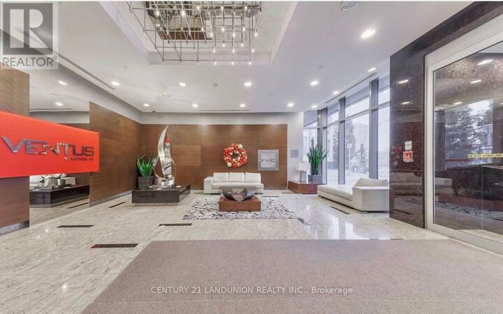 Property Photo:  151 Village Green Square 2309  ON M1S 0K5 