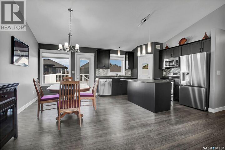 Property Photo:  406 Spruce Street  SK S0K 4S2 