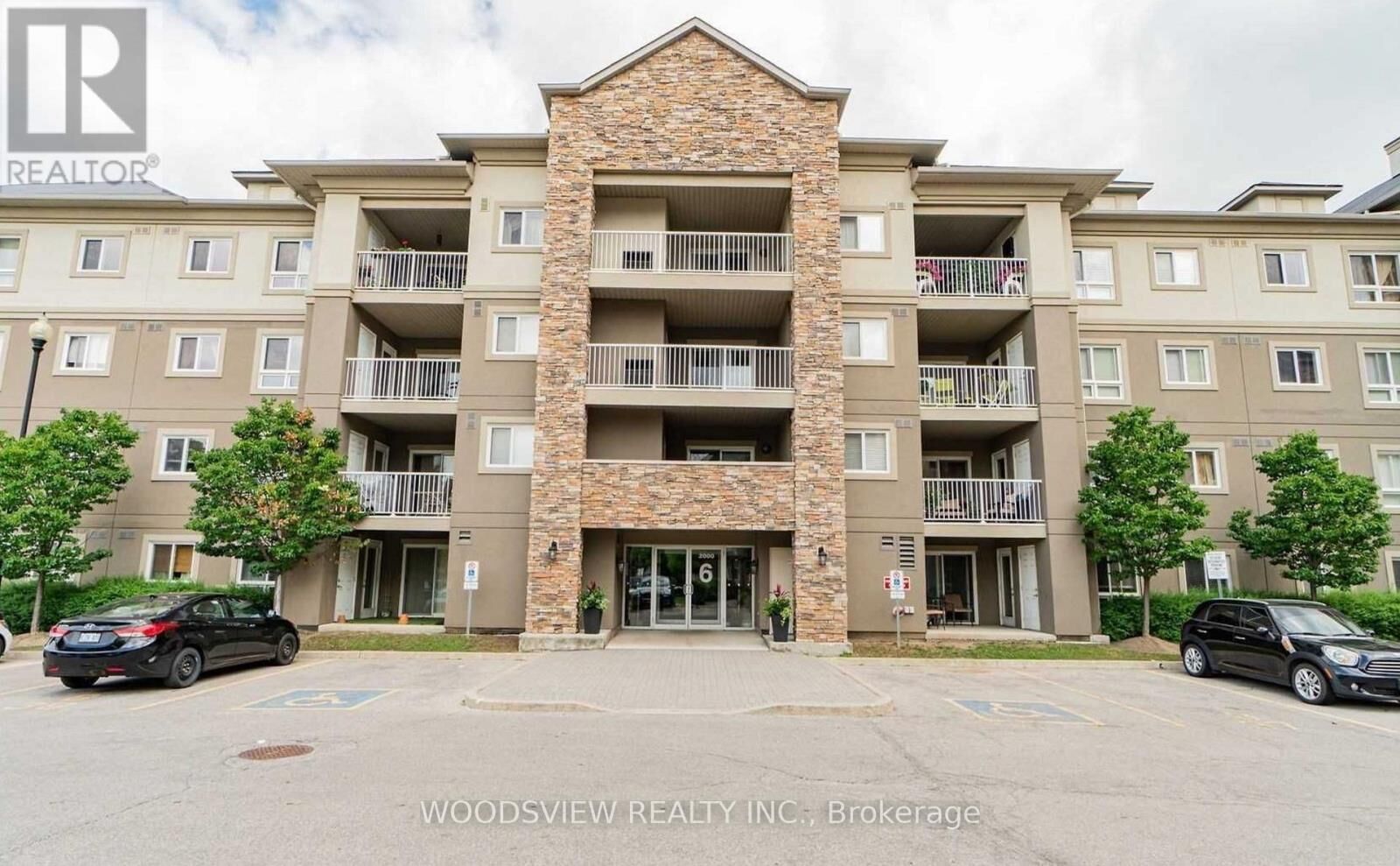 Property Photo:  6 Dayspring Circle 2308  ON L6P 4A7 