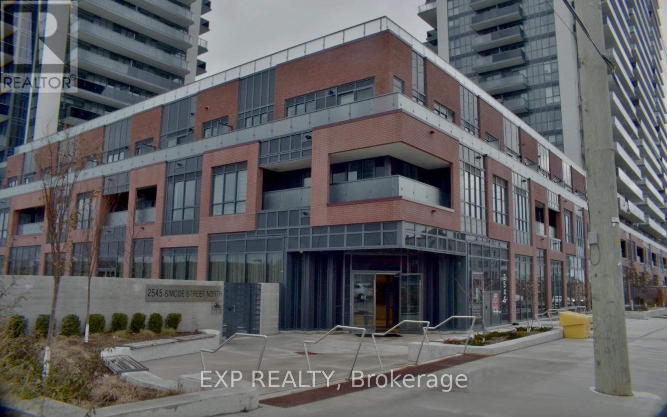 Property Photo:  2545 Simcoe Street North 921  ON L1L 0W3 
