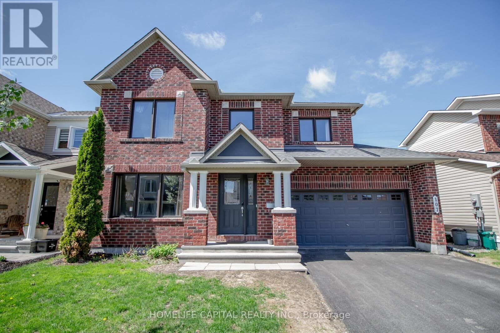 Property Photo:  107 Vallier Way  ON K4A 0R3 