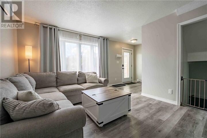 Property Photo:  800 Cambrian Heights  ON P3C 5L8 