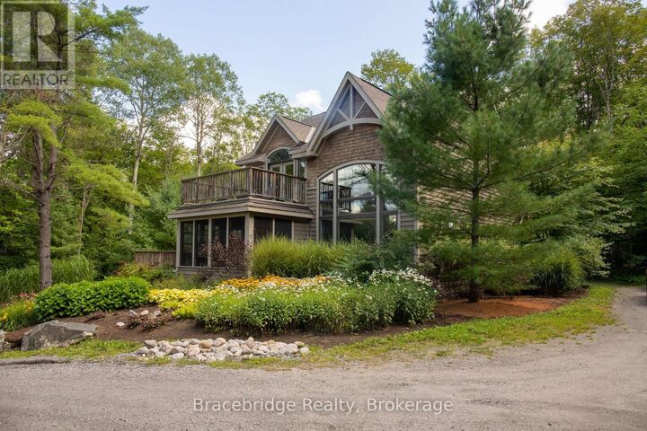Property Photo: 3876 Muskoka Rd 118 Highway West ON P0B 1J0