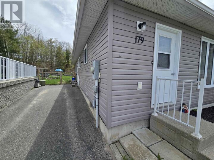 Property Photo: 179 Taylor Blvd ON P5A 3L1