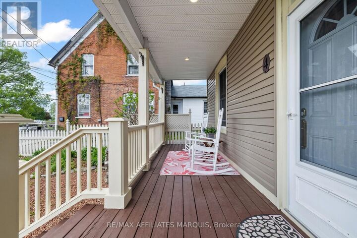 Property Photo: 4 Park Avenue ON K7A 1X3