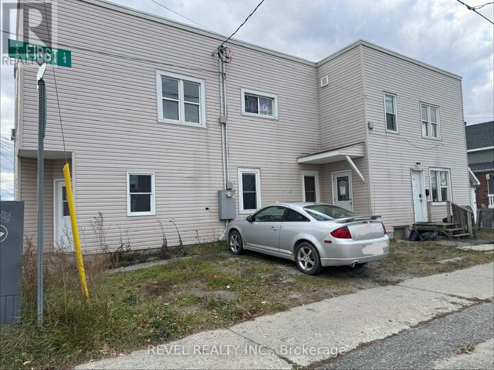 Property Photo:  201-203 Balsam Street South  ON P4N 2E3 