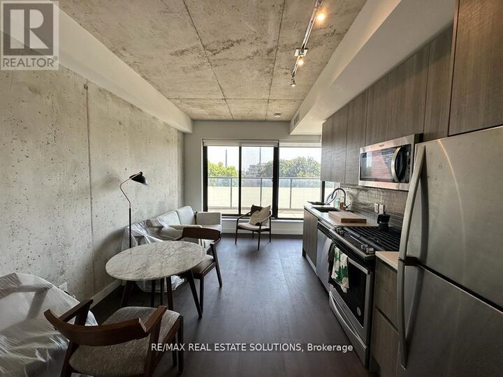 Property Photo:  246 Logan Avenue 425  ON M4M 0E9 