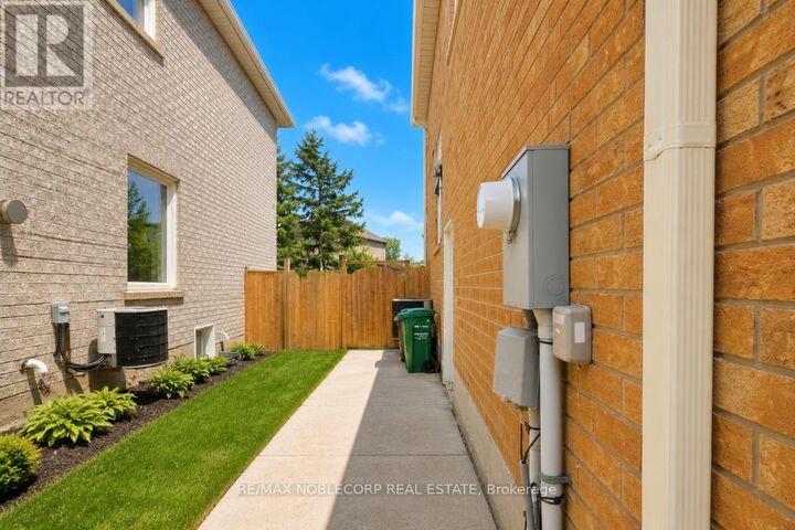 Property Photo: 62 Pavin Crescent Lower ON L7E 1W9