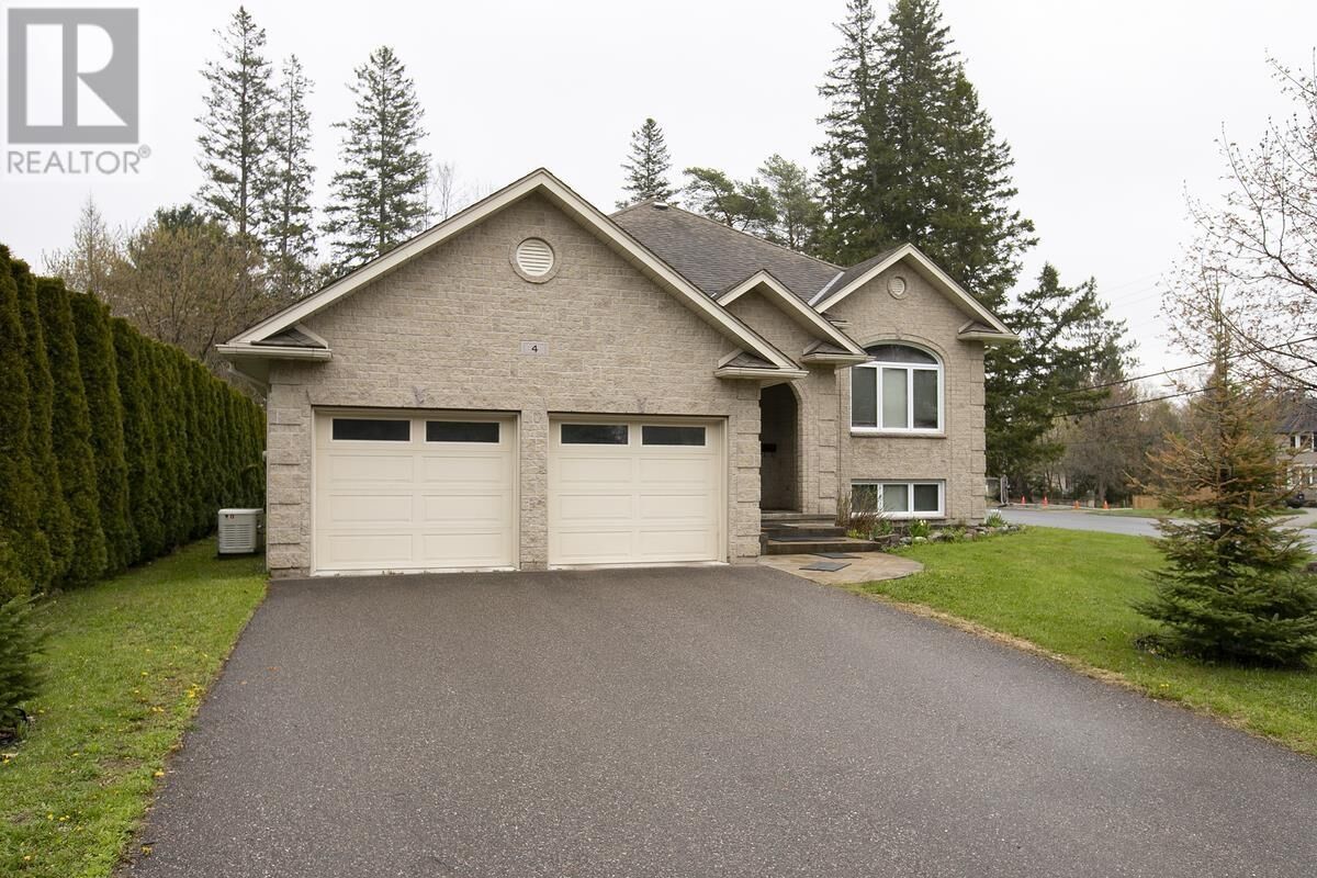 Property Photo:  4 Parkdale Dr  ON P6A 5P8 