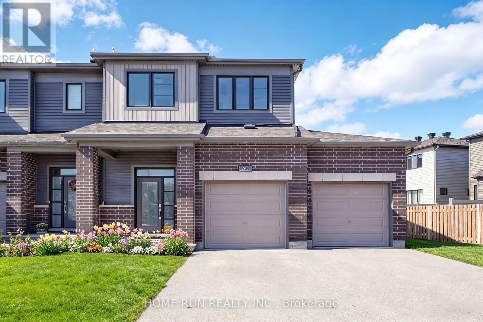 Property Photo:  50 Natare Place  ON K2T 0P3 