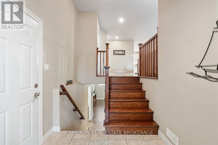 Property Photo:  3247 Northdale Drive  ON K6K 0A5 