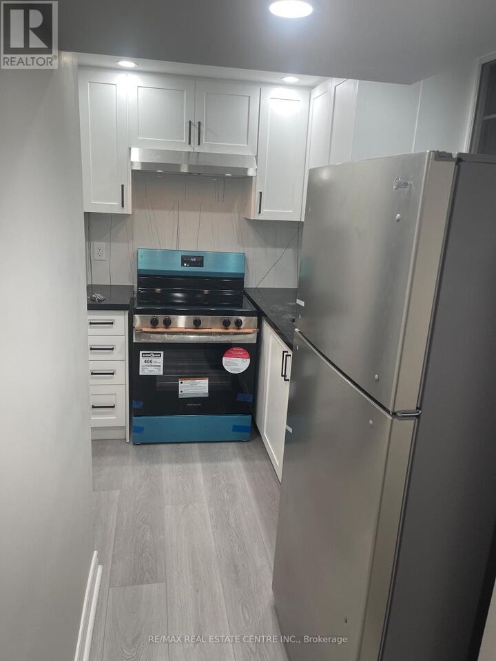 Property Photo:  63 Allegro Drive Bsmt  ON L6Y 0H8 