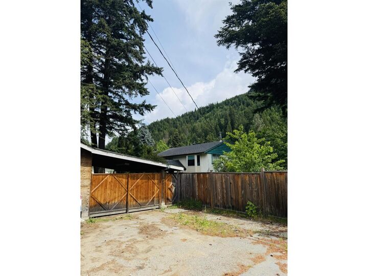 Property Photo:  47404 Macneal Road  BC V0K 1C0 