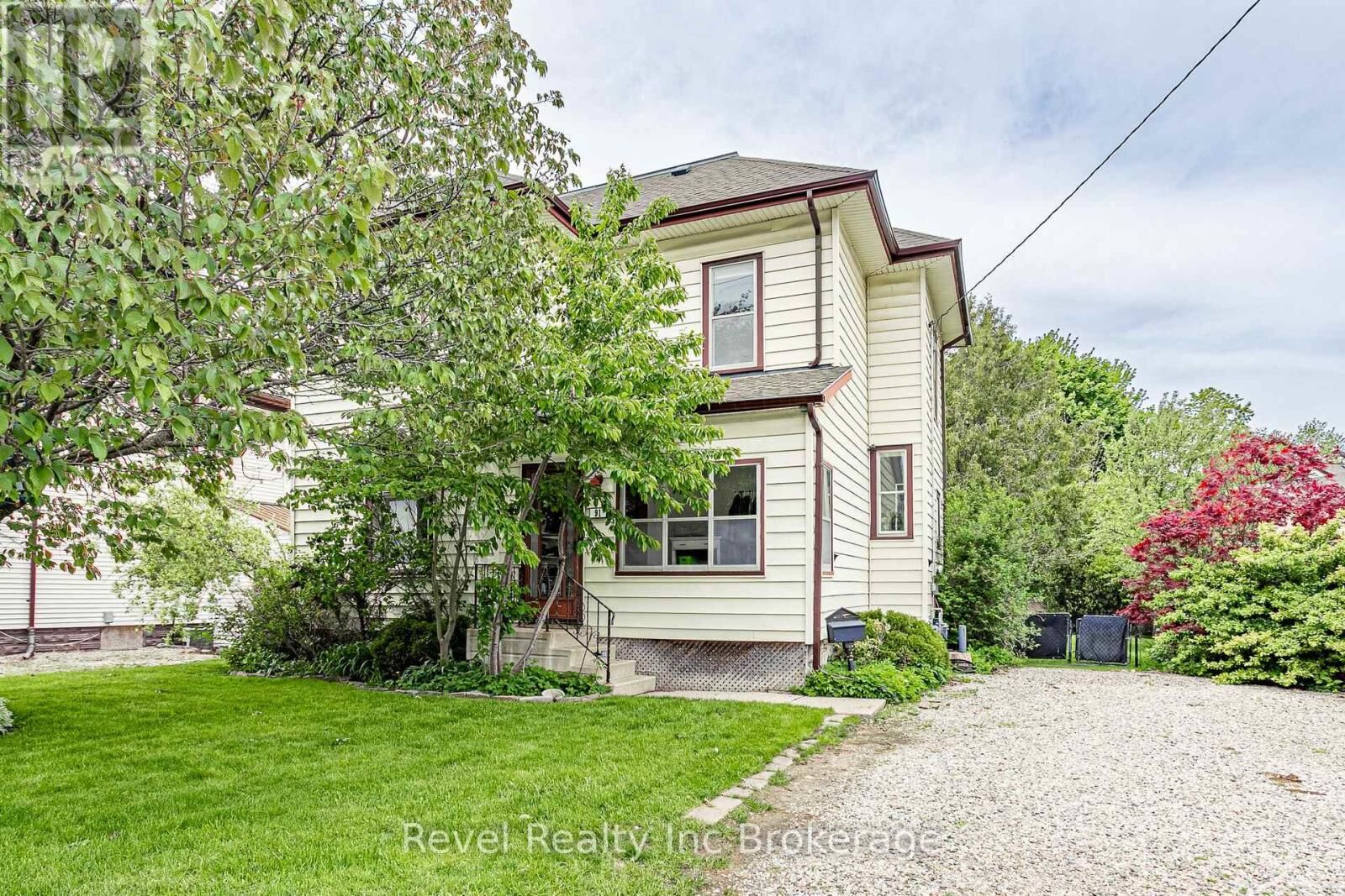 Property Photo:  91 Canterbury Street  ON N5C 1C7 