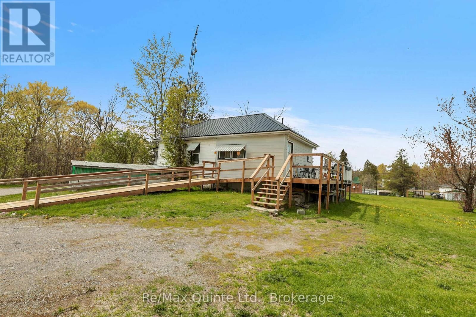 Property Photo:  13 Douglas Road  ON K0K 2K0 