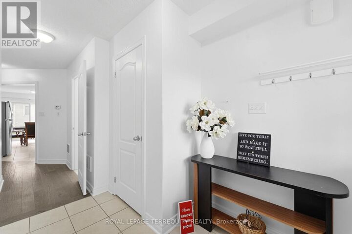 Property Photo: 35 Colonel Lyall Street ON L2P 0B3