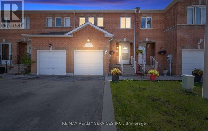 Property Photo:  200 Cresthaven Road 68  ON L7A 1J5 