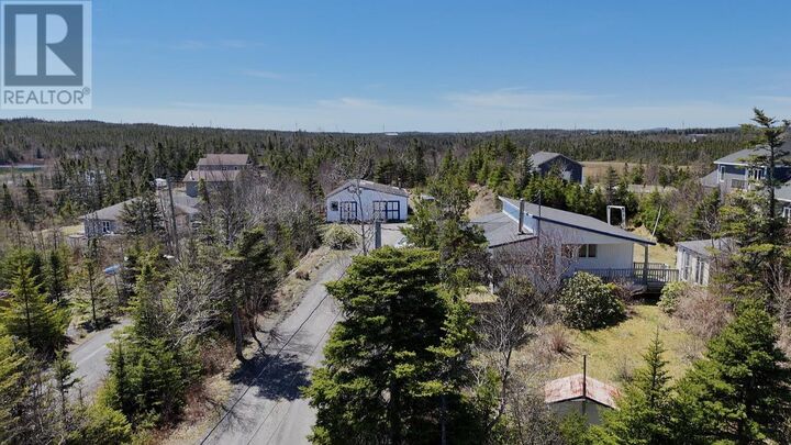 10 Holiday Hill Road — photo 1