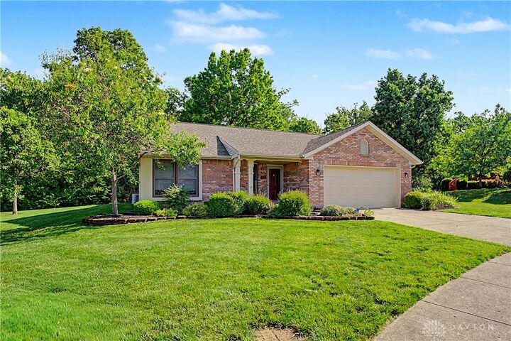Property Photo: 1131 Castleton Court OH 45342