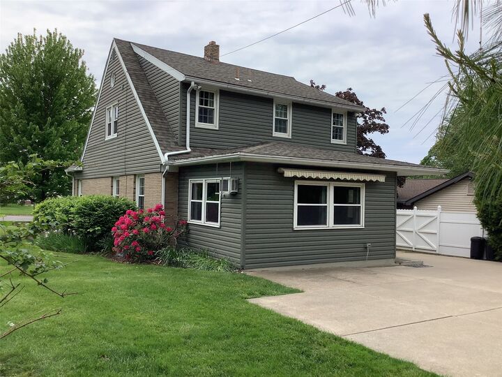 Property Photo: 3711 State Street PA 16508