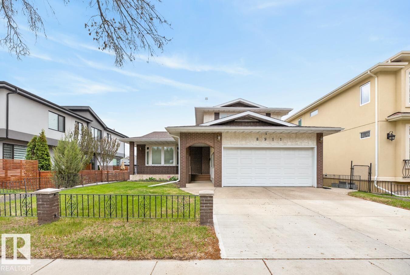 Property Photo: 8911 84 Avenue NW AB T6C 1E3