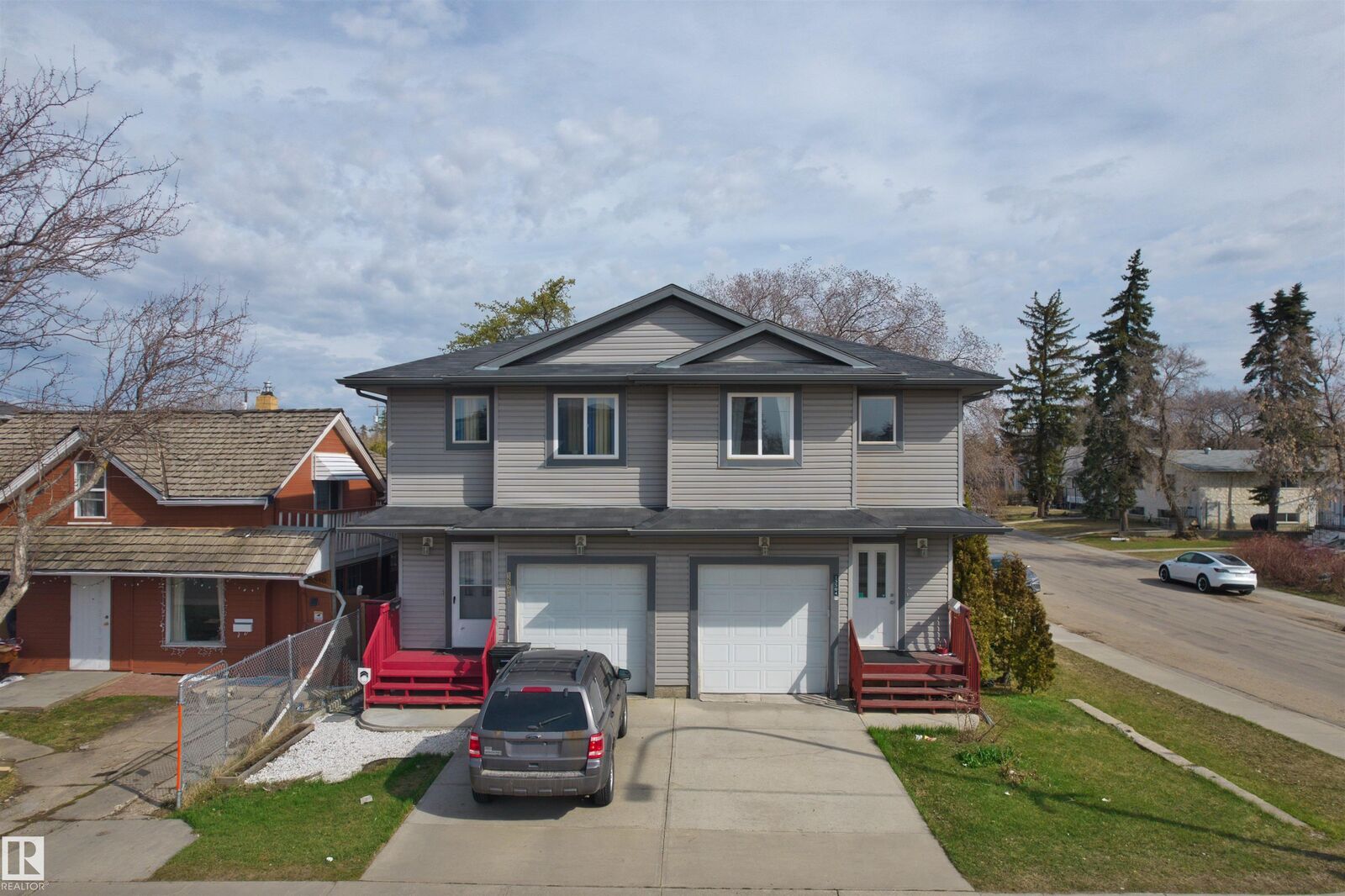 Property Photo: 15504 102 Avenue NW AB T5P 0N2