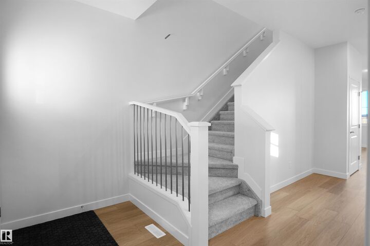Property Photo: 1171 South Creek Wynd AB T7Z 0J9