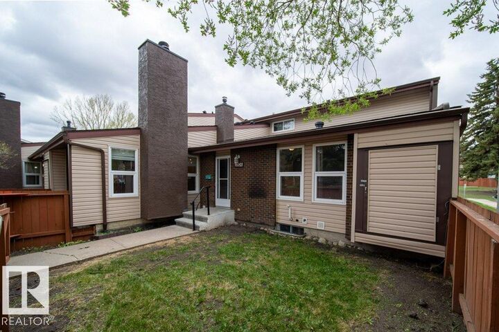 Property Photo:  17106 108 St NW NW  AB T5X 3C6 