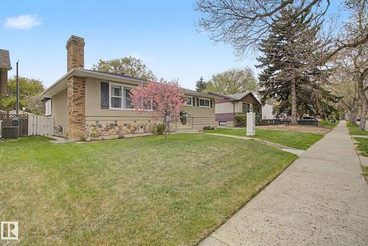 Property Photo: 11918 43 Street NW AB T5W 2P6