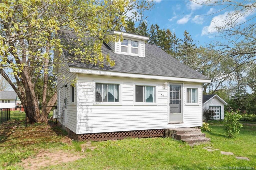 Property Photo:  61 Smith  NB E4J 2R9 